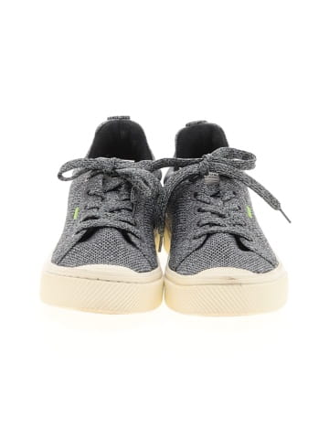 Cariuma Sneakers (view 2)
