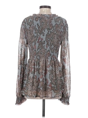 Akemi + Kin Long Sleeve Blouse (view 2)