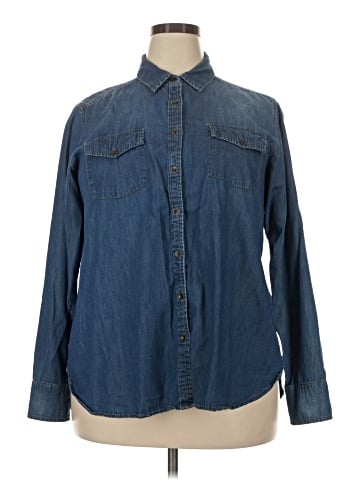 Liz Claiborne Long Sleeve Button-Down Shirt (view 1)