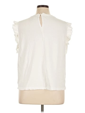 Crown & Ivy Sleeveless T-Shirt (view 2)