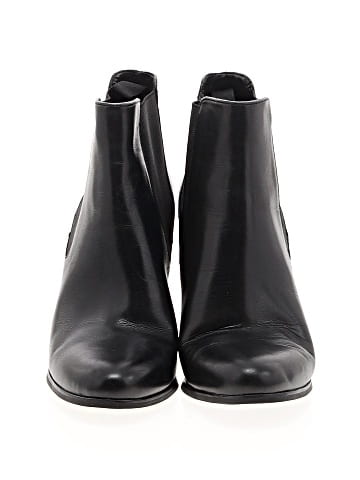 MICHAEL Michael Kors Ankle Boots (view 2)
