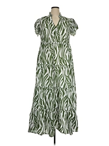 Crown & Ivy Casual Dress (view 1)