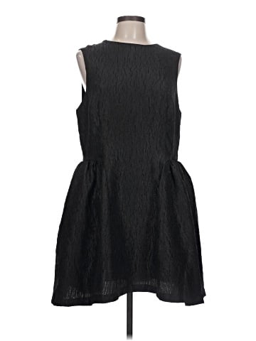 H&M Cocktail Dress (view 1)