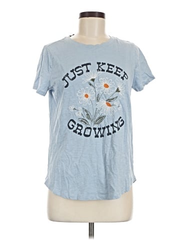 Maurices Short Sleeve T-Shirt (view 1)