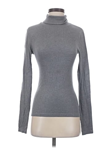 Uniqlo Turtleneck Sweater (view 1)