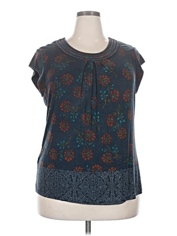 Daniel Rainn Sleeveless T-Shirt (view 1)