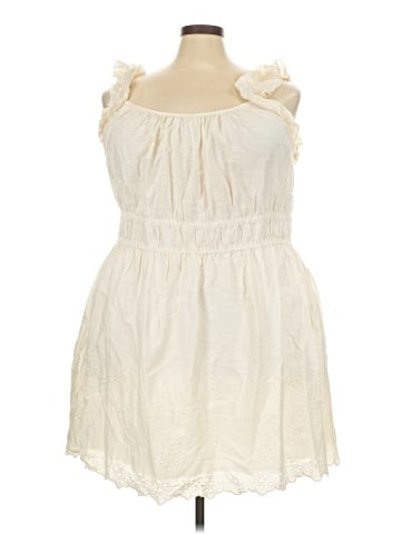 Old Navy Casual Dress (view 1)