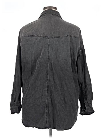 Gloria Vanderbilt Long Sleeve Button-Down Shirt (view 2)