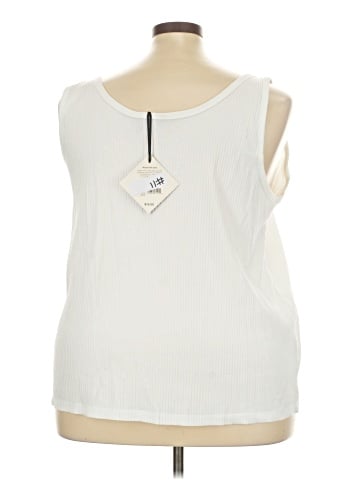 Ava & Viv Tank Top (view 2)