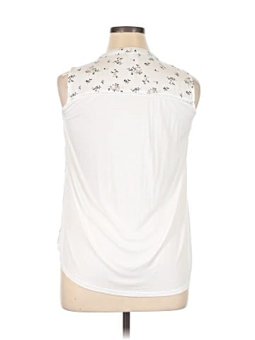 Siren Lily Sleeveless Button-Down Shirt (view 2)