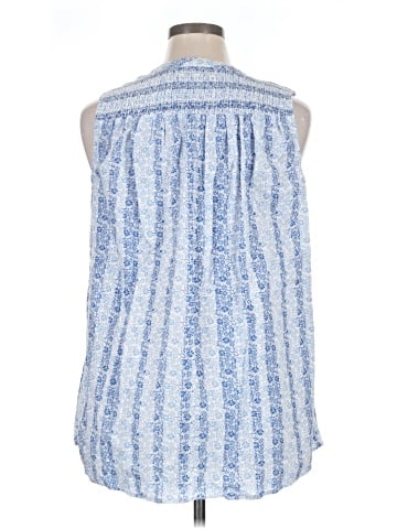 Woman Within Sleeveless Blouse (view 2)