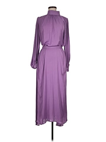 Banana Republic Factory Store Casual Dress (view 1)