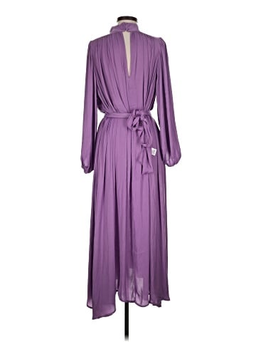 Banana Republic Factory Store Casual Dress (view 2)