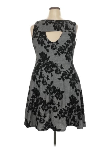 Crescent Cocktail Dress (view 2)