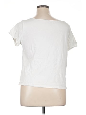 Aeropostale Short Sleeve T-Shirt (view 2)