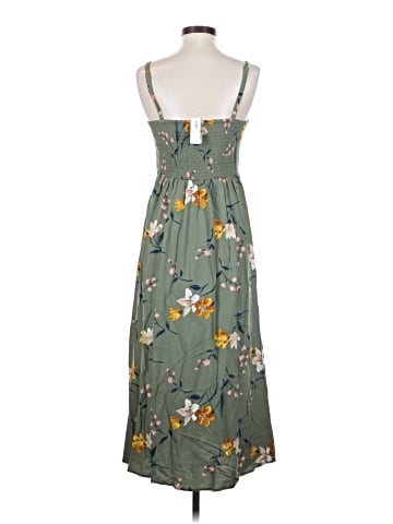 Old Navy Casual Dress (view 2)