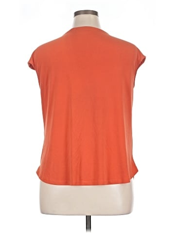 7th Avenue Design Studio New York & Company Sleeveless T-Shirt (view 2)