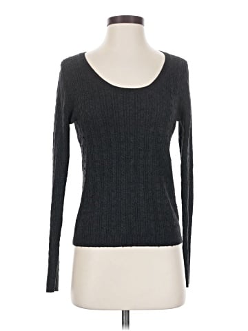 Uniqlo Pullover Sweater (view 1)