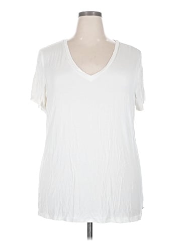American Eagle Outfitters Short Sleeve T-Shirt (view 1)
