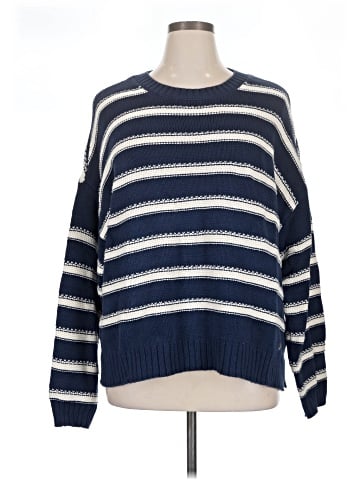 American Eagle Outfitters Pullover Sweater (view 1)