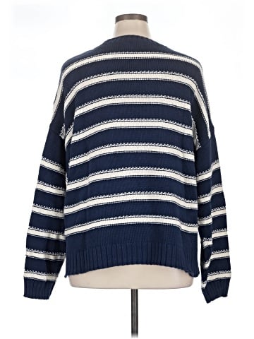 American Eagle Outfitters Pullover Sweater (view 2)