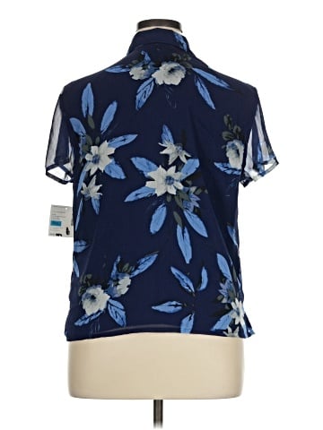 Sag Harbor Short Sleeve Blouse (view 2)