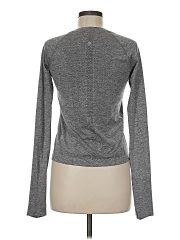 Lululemon Athletica Long Sleeve T-Shirt (view 2)