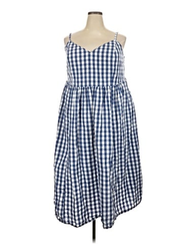 Old Navy Casual Dress (view 1)