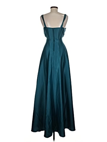 Windsor Cocktail Dress (view 2)