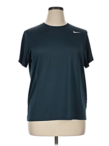 Nike Short Sleeve Top (view 1)