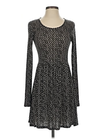Xhilaration Casual Dress (view 1)