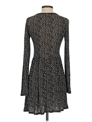 Xhilaration Casual Dress (view 2)