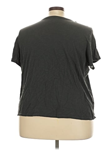 Old Navy Short Sleeve T-Shirt (view 2)