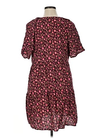 Old Navy Casual Dress (view 2)