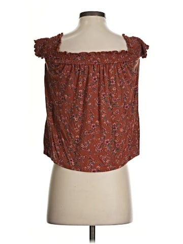 American Eagle Outfitters Sleeveless Blouse (view 2)