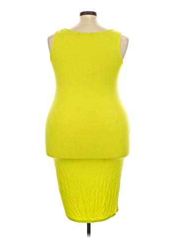 FASHION TO FIGURE Cocktail Dress (view 2)