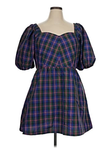 Old Navy Casual Dress (view 1)