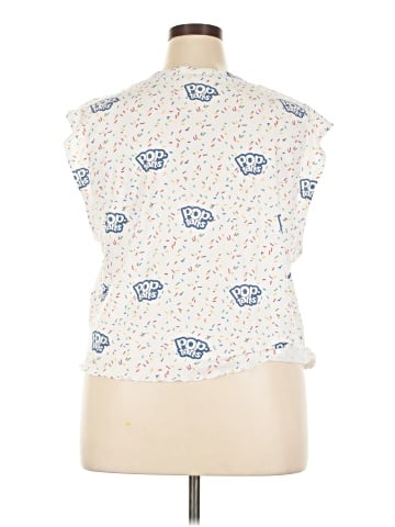 American Eagle Outfitters Sleeveless T-Shirt (view 2)