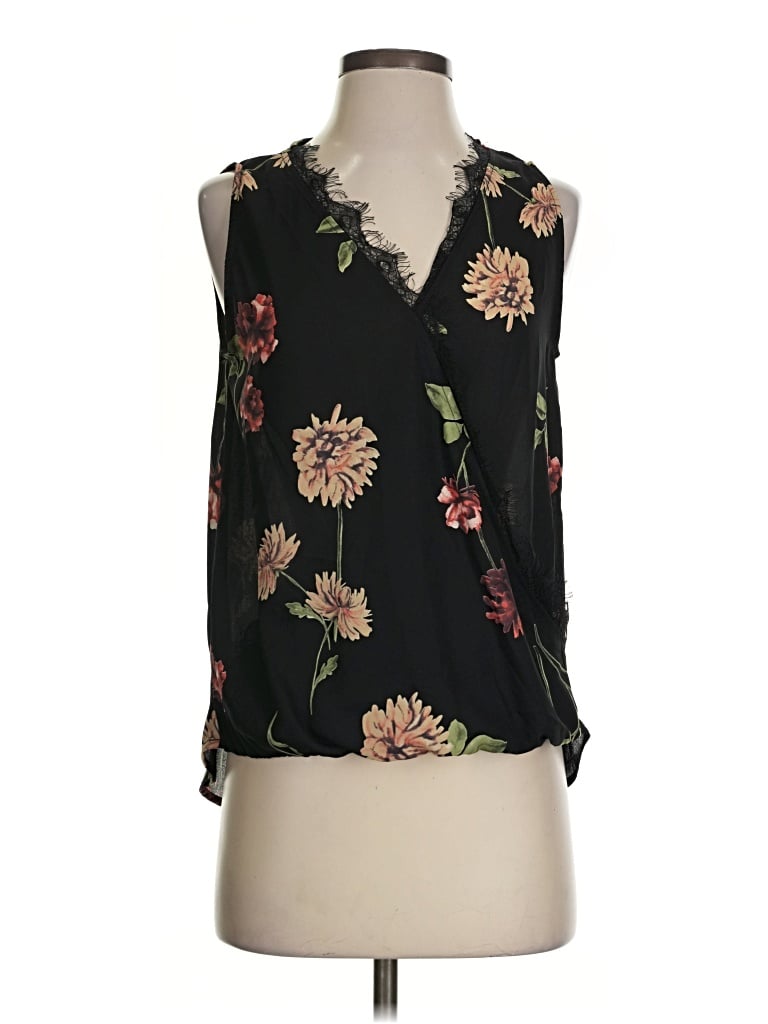 Pre-owned West Kei Sleeveless Blouse In Black