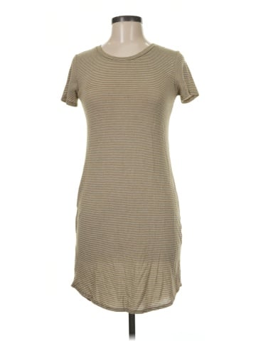 Forever 21 Casual Dress (view 1)