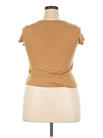 Old Navy Sleeveless T-Shirt (view 2)