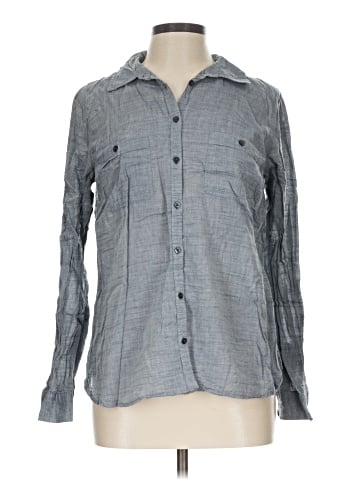 Maurices Long Sleeve Button-Down Shirt (view 1)