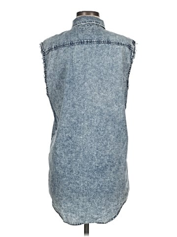 American Rag Cie Sleeveless Button-Down Shirt (view 2)