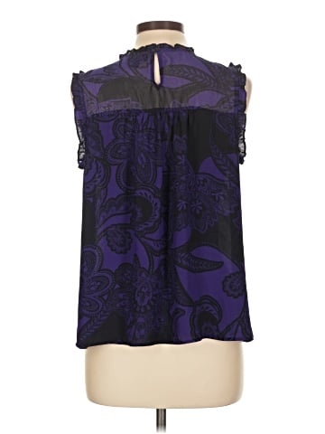 a.n.a. A New Approach Sleeveless Blouse (view 2)