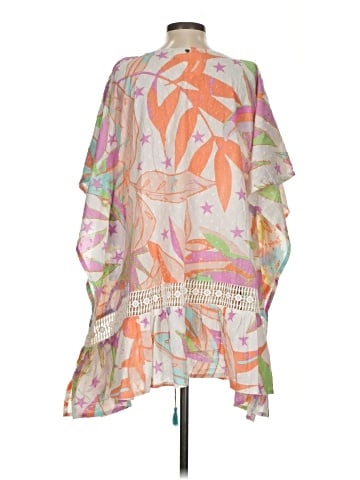 Z&L Poncho (view 2)