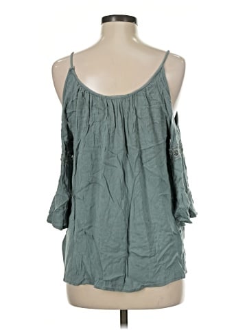 Romeo & Juliet Couture 3/4 Sleeve Blouse (view 2)