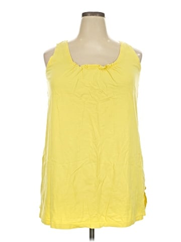 Woman Within Sleeveless Blouse (view 1)