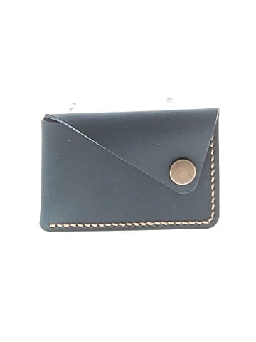 Unbranded Wallet (view 1)