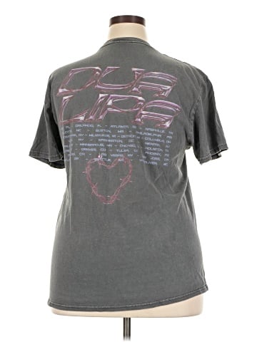 Unbranded Short Sleeve T-Shirt (view 2)