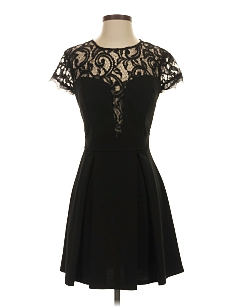 Pre-owned B Darlin Cocktail Dress In Black